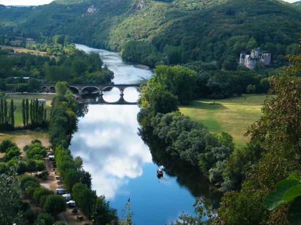 Quels sont les critères de choix pour louer un des mobil homes du camping La Sagne en Dordogne ?